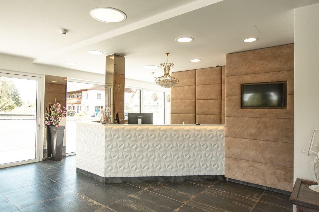 Hotel Weiss Munderfing Εξωτερικό φωτογραφία